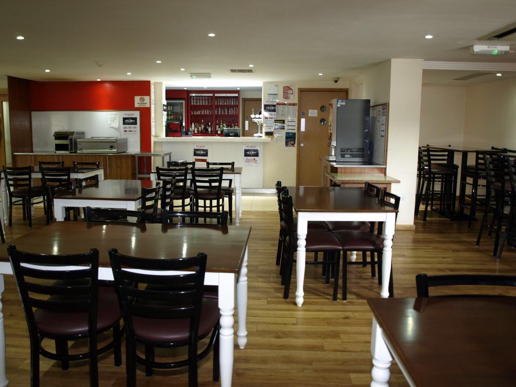 247Hotel.Com Oldham Kültér fotó