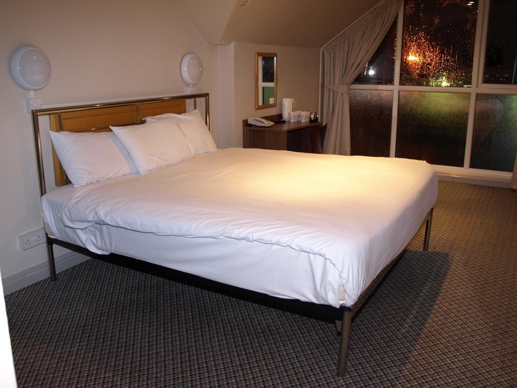 247Hotel.Com Oldham Kültér fotó